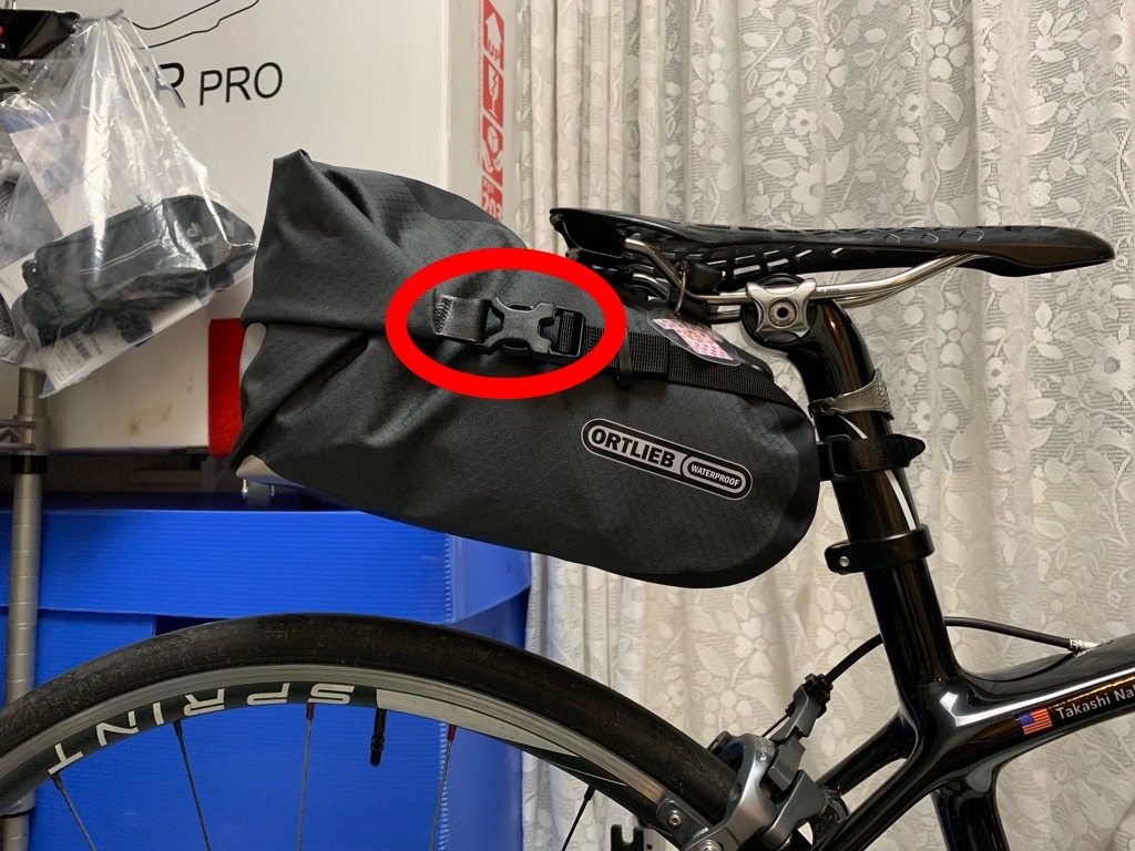 ORTLIEB マイクロ2 0.5L  軽量 小型 防水 ブラックマット 自転車 送料無料 一部地域は除く